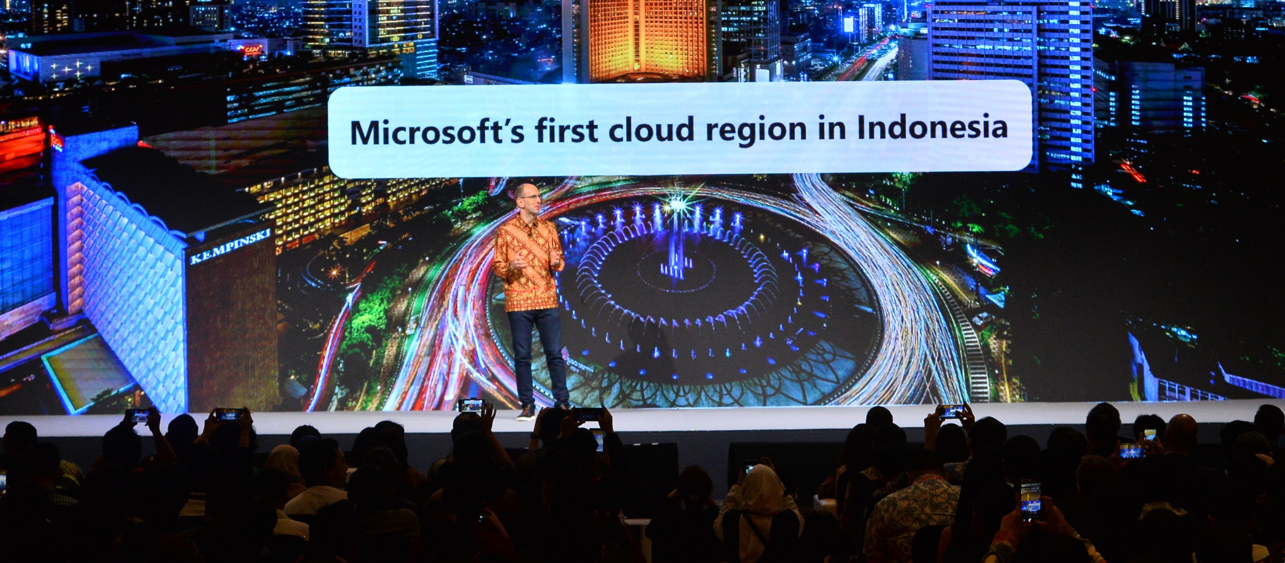Data Center Microsoft Dibuka, Komdigi Targetkan Rp41 Triliun ke RI